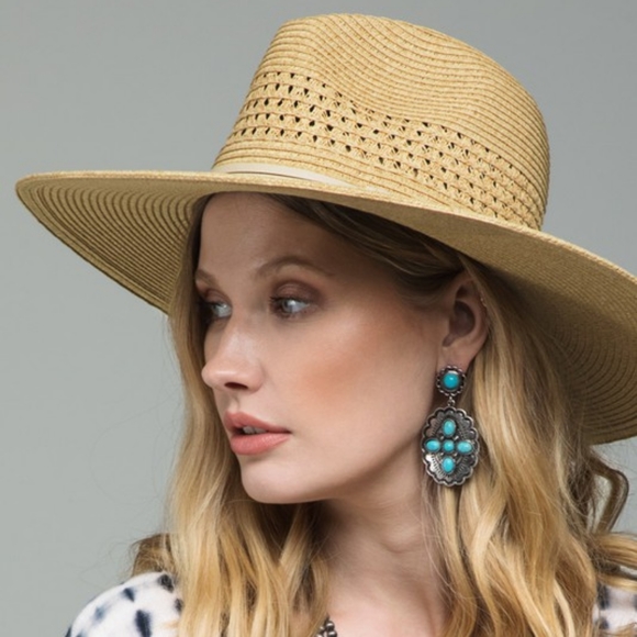 Woven Panama Hat - Light Natural Color - White Faux Leather Band - Lightweight - Picture 3 of 5